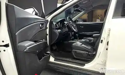 SsangYong TIBOLI 2018 1.6 Автомат в Москве № 29684, миниатюра 10