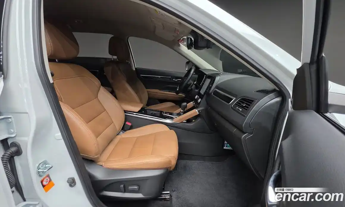 Renault QM6 2024 2.0 Автомат в Москве № 298615, фото 20