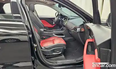 Jaguar F-Pace 2017 2.0 Автомат в Москве № 304937, миниатюра 11