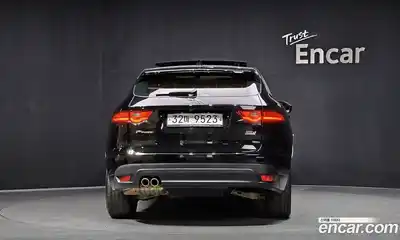 Jaguar F-Pace 2017 2.0 Автомат в Москве № 304937, миниатюра 4