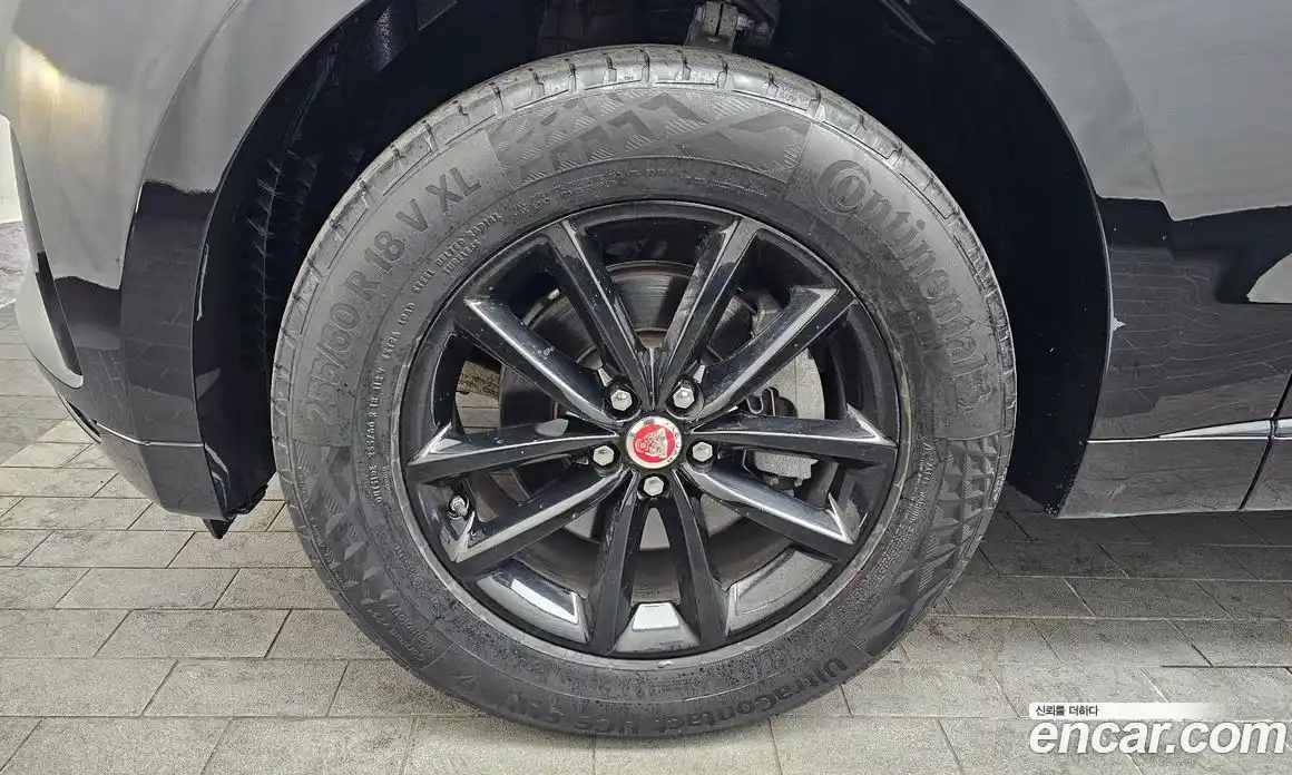 Jaguar F-Pace 2017 2.0 Автомат в Москве № 304937, фото 5