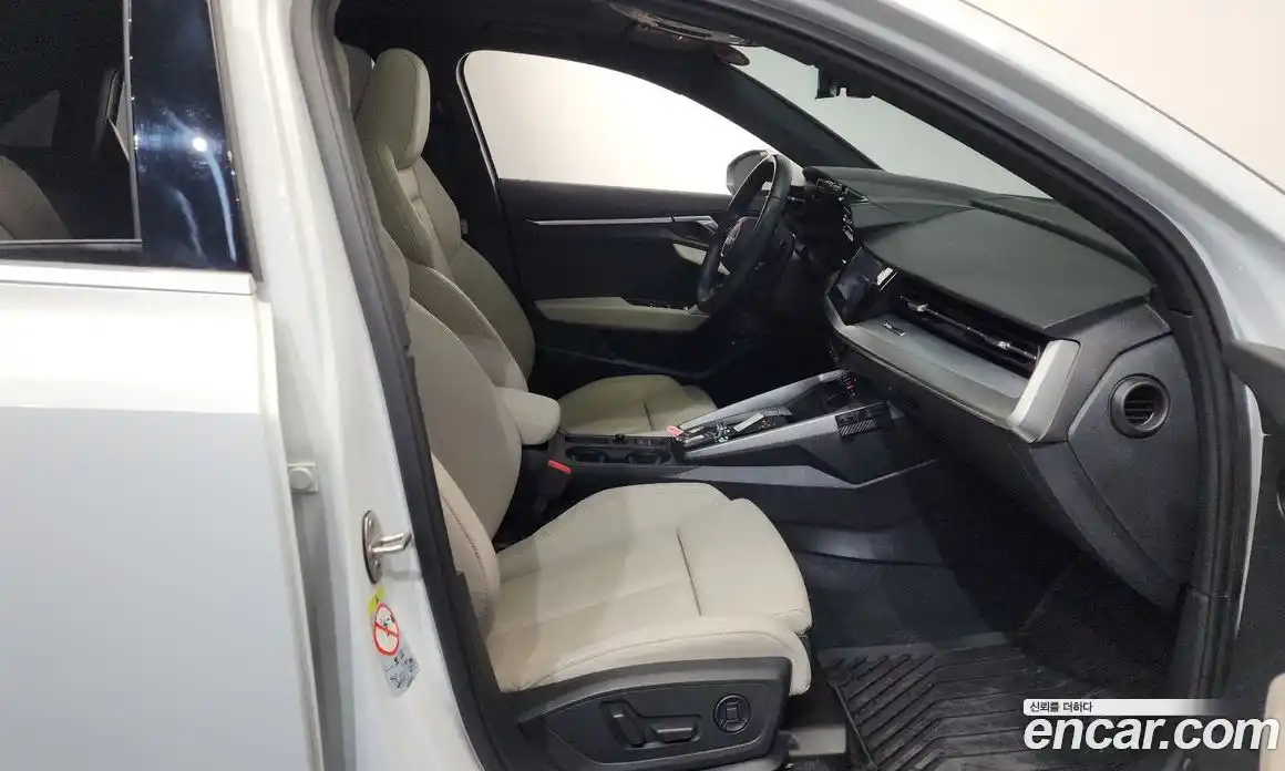 Audi A3 2023 2.0 Автомат в Москве № 312012, фото 11