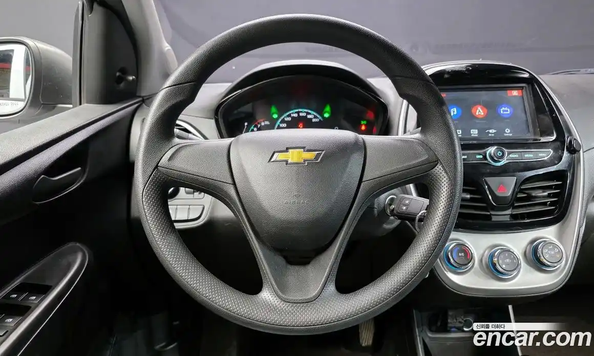 Chevrolet Spark 2017 1.0 Автомат в Москве № 314669, фото 3