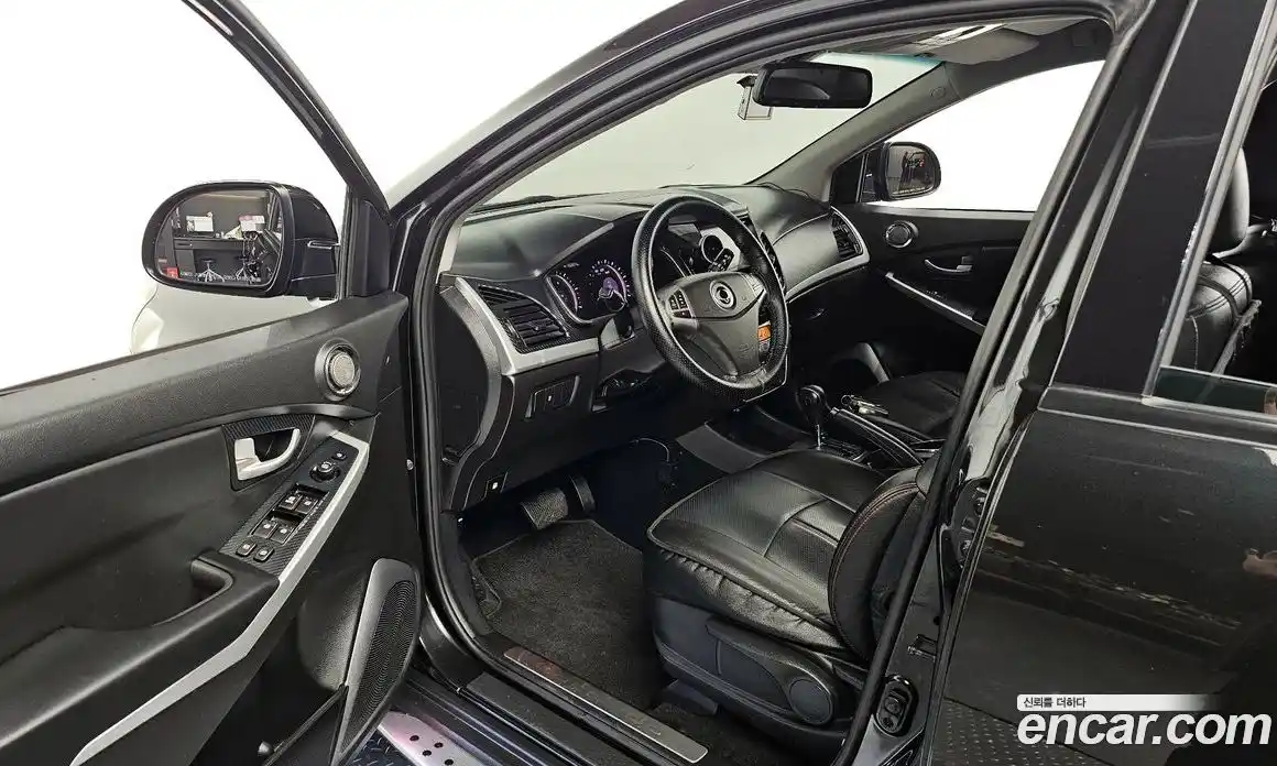 SsangYong Korando 2015 2.0 Автомат в Москве № 31973, фото 11