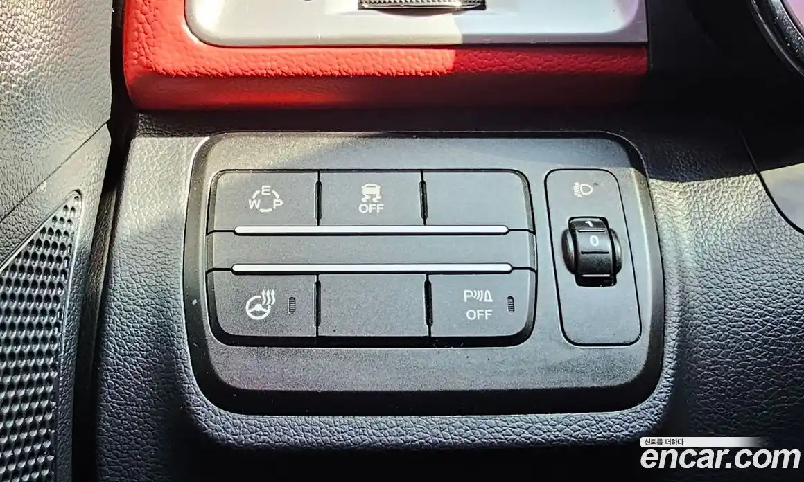 SsangYong TIBOLI 2015 1.6 Автомат в Москве № 324432, фото 14