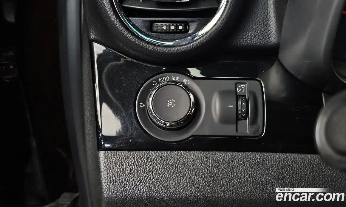 Chevrolet Orlando 2013 2.0 Автомат в Москве № 332683, фото 19