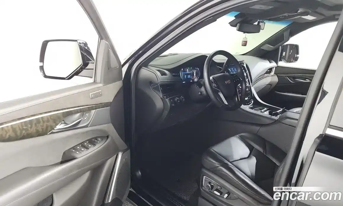 Cadillac Escalade 2019 6.2 Автомат в Москве № 336903, фото 20