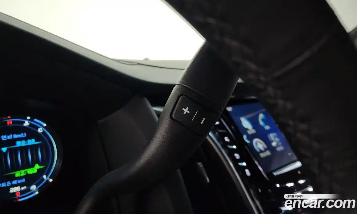 Cadillac Escalade 2019 6.2 Автомат в Москве № 336903, фото 3