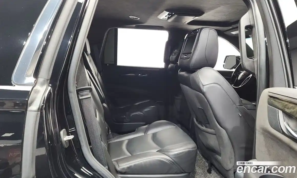 Cadillac Escalade 2019 6.2 Автомат в Москве № 336903, фото 8