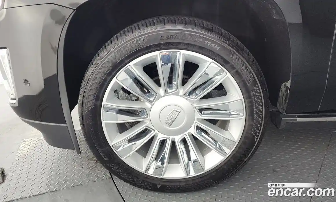 Cadillac Escalade 2019 6.2 Автомат в Москве № 336903, фото 10