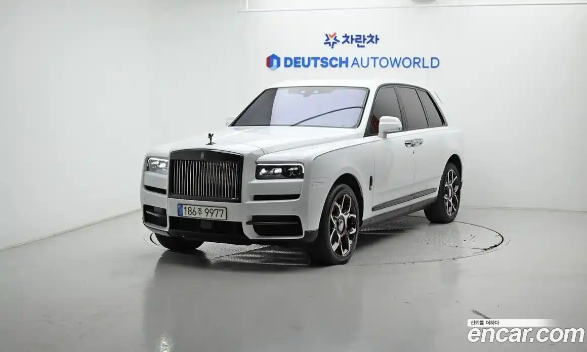 Rolls-Royce Cullinan 2023 6.7 Автомат в Москве № 352734, фото 1