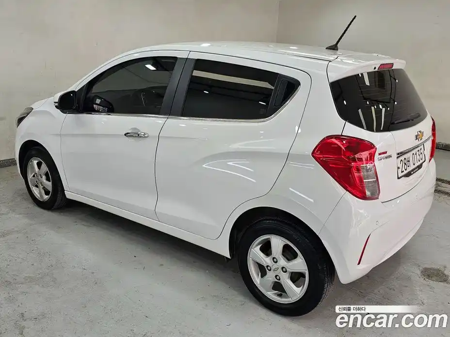 Chevrolet Spark 2017 1.0 Автомат в Москве № 37117, фото 7