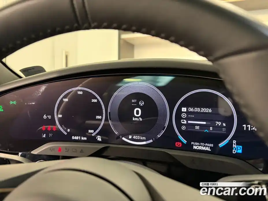 Porsche Taycan 2025 0.1 Автомат в Москве № 374400, фото 8