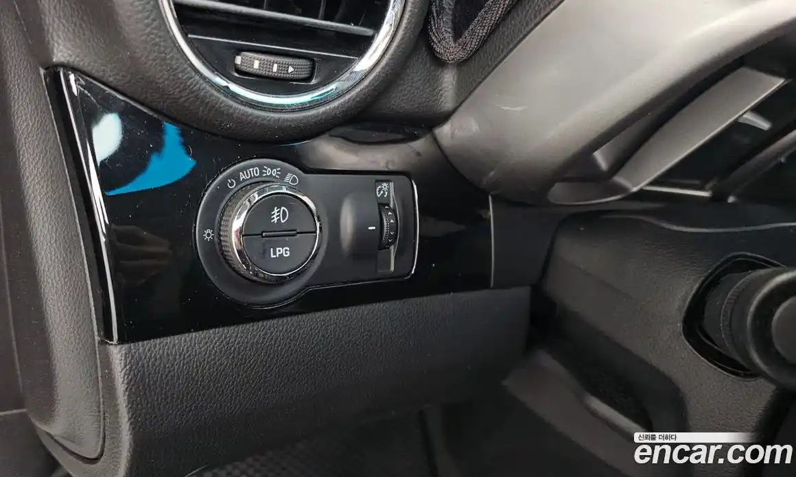 Chevrolet Orlando 2012 2.0 Автомат в Москве № 38256, фото 19