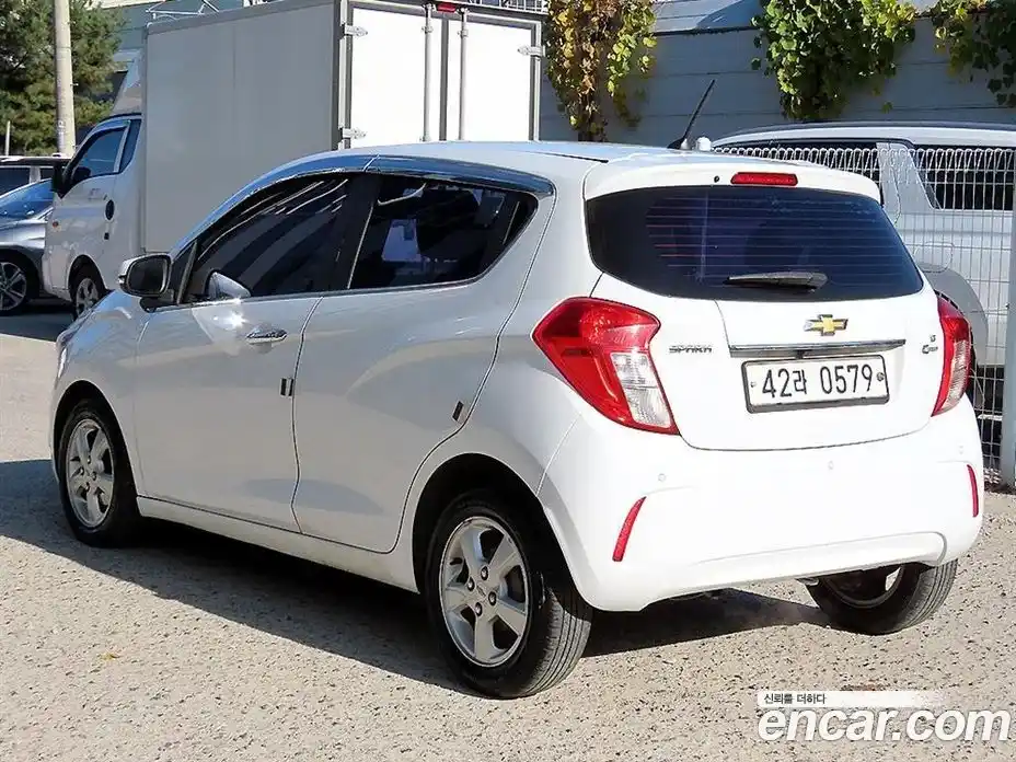 Chevrolet Spark 2016 1.0 Автомат в Москве № 38349, фото 3