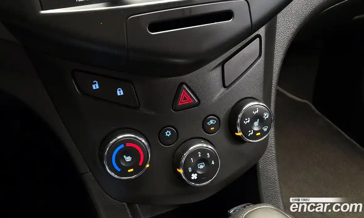 Chevrolet Aveo 2014 1.6 Автомат в Москве № 38784, фото 17