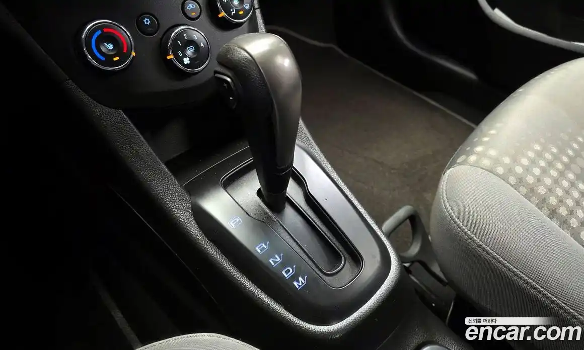 Chevrolet Aveo 2014 1.6 Автомат в Москве № 38784, фото 18