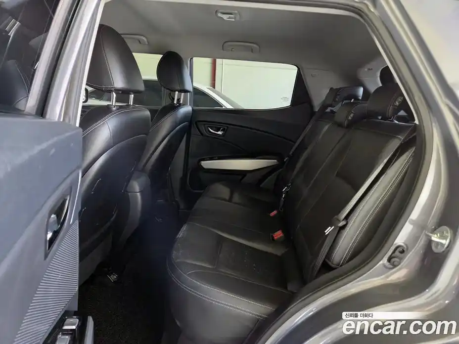 SsangYong TIBOLI 2016 1.6 Автомат в Москве № 389376, фото 11