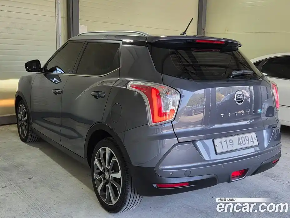 SsangYong TIBOLI 2016 1.6 Автомат в Москве № 389376, фото 6