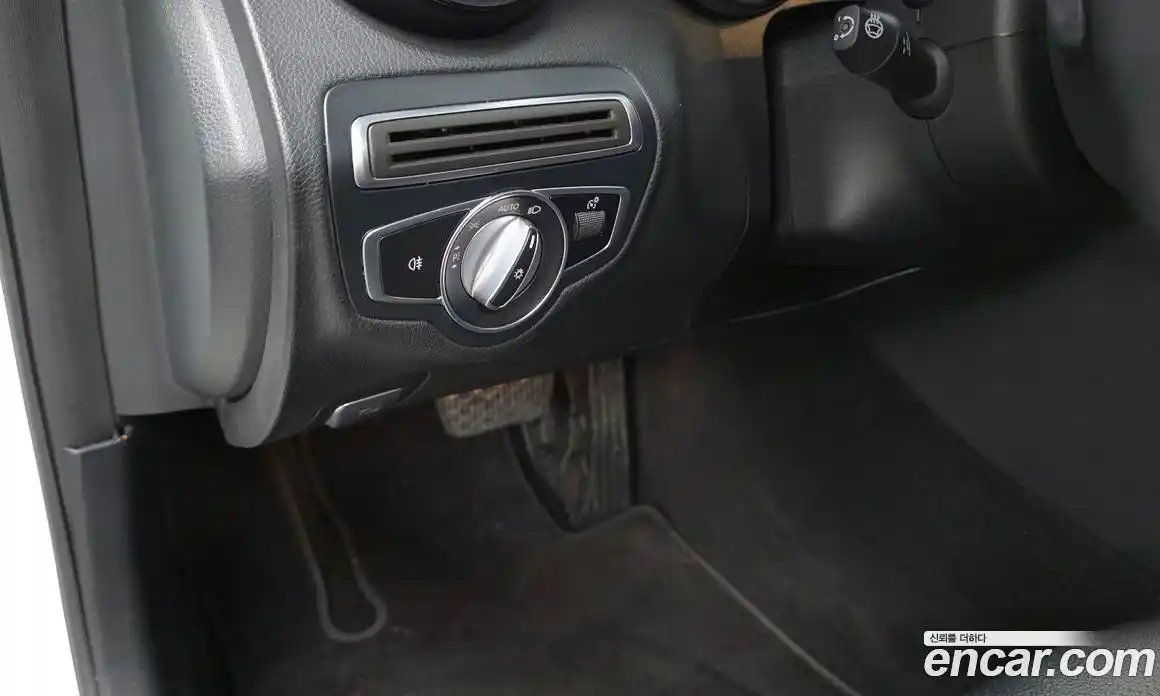 Mercedes-Benz C-Class 2020 2.0 Автомат в Москве № 390887, фото 18