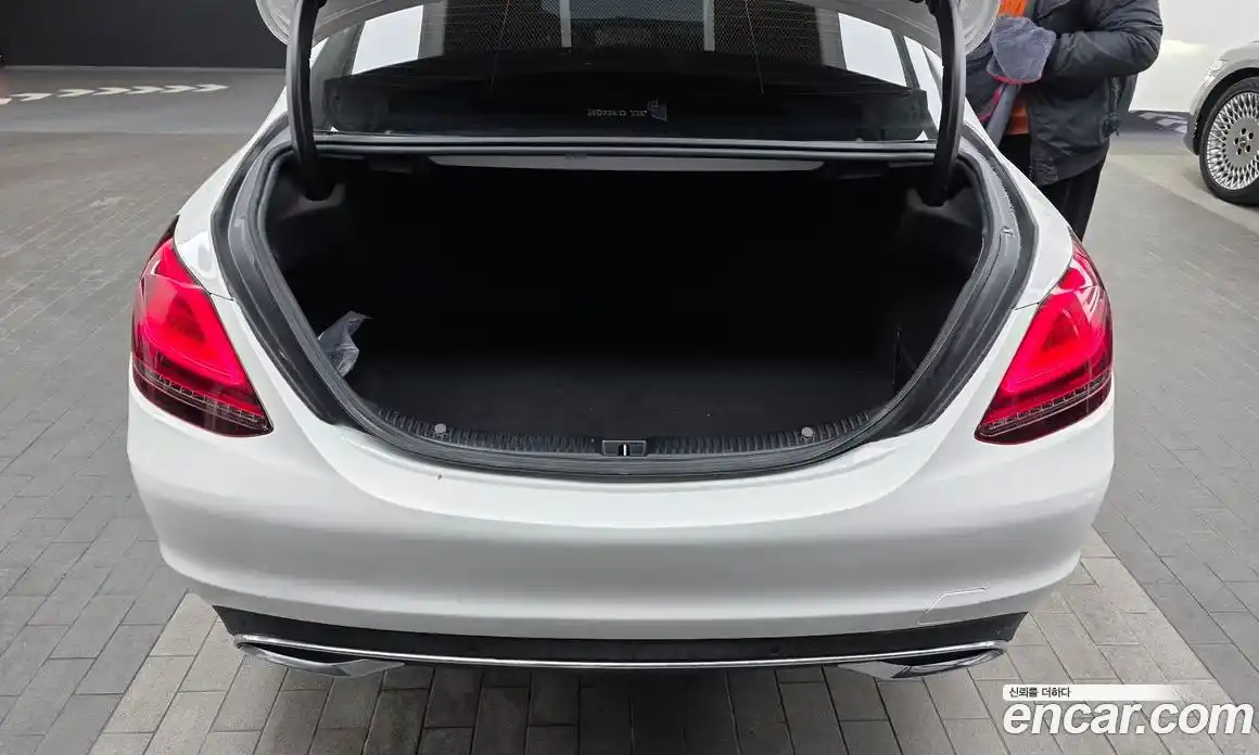 Mercedes-Benz C-Class 2020 2.0 Автомат в Москве № 390887, фото 20