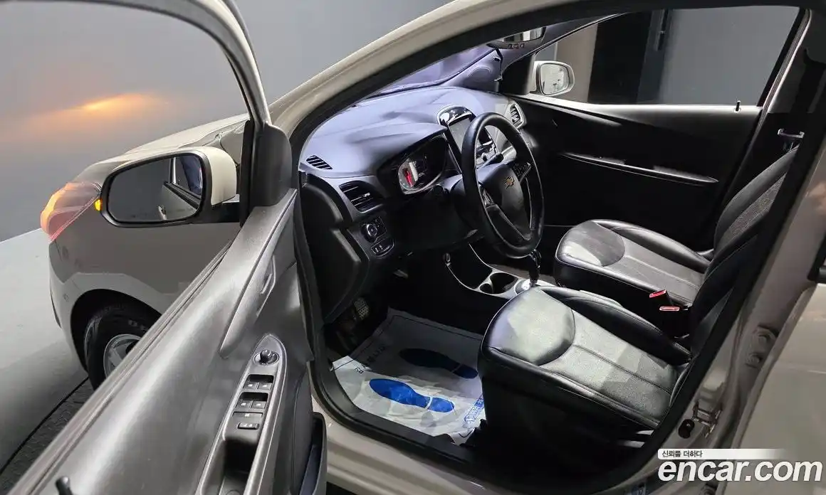 Chevrolet Spark 2016 1.0 Автомат в Москве № 39246, фото 18