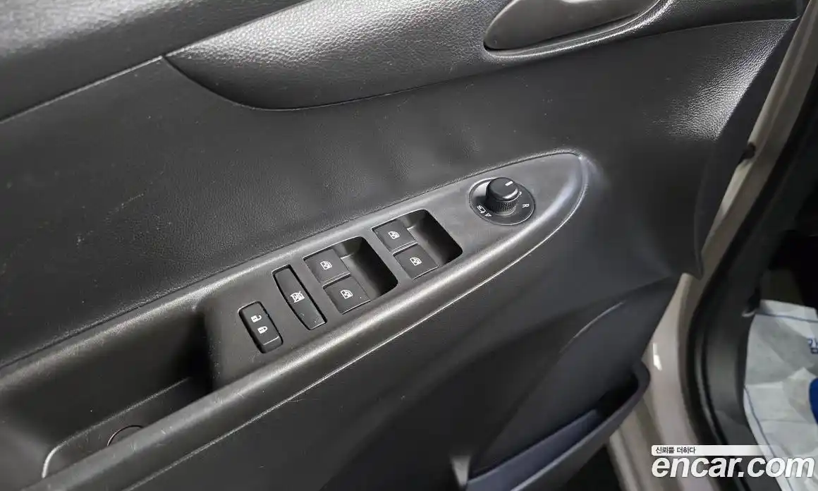 Chevrolet Spark 2016 1.0 Автомат в Москве № 39246, фото 10