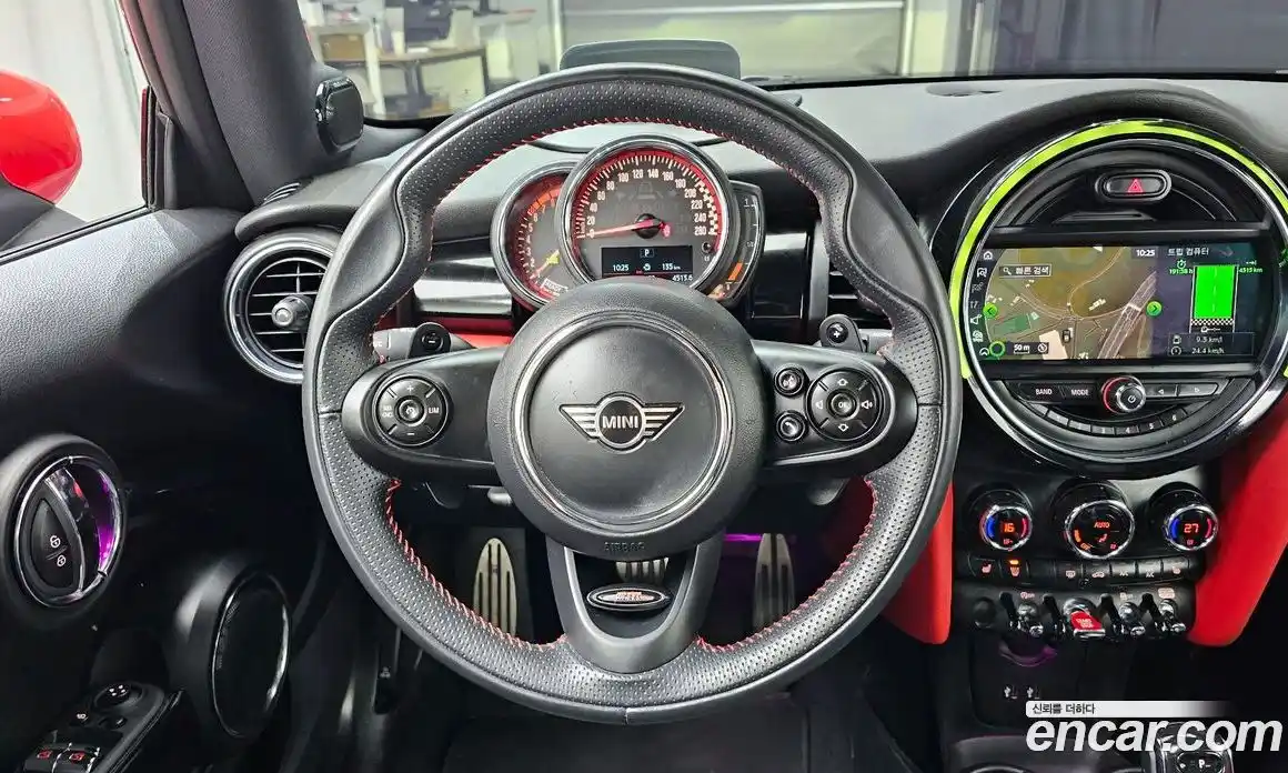 Mini Cooper 2020 2.0 Автомат в Москве № 392707, фото 13