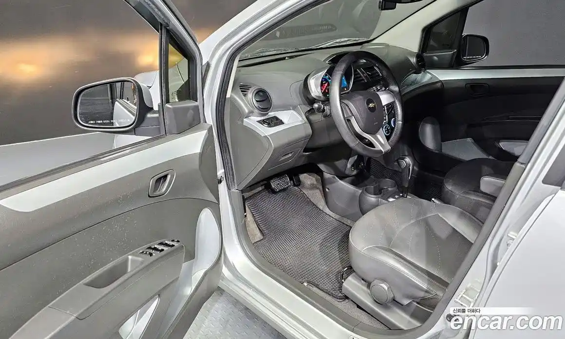 Chevrolet Spark 2014 1.0 Автомат в Москве № 39276, фото 14