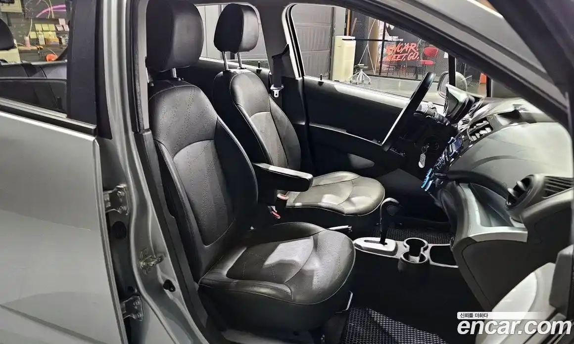 Chevrolet Spark 2014 1.0 Автомат в Москве № 39276, фото 10