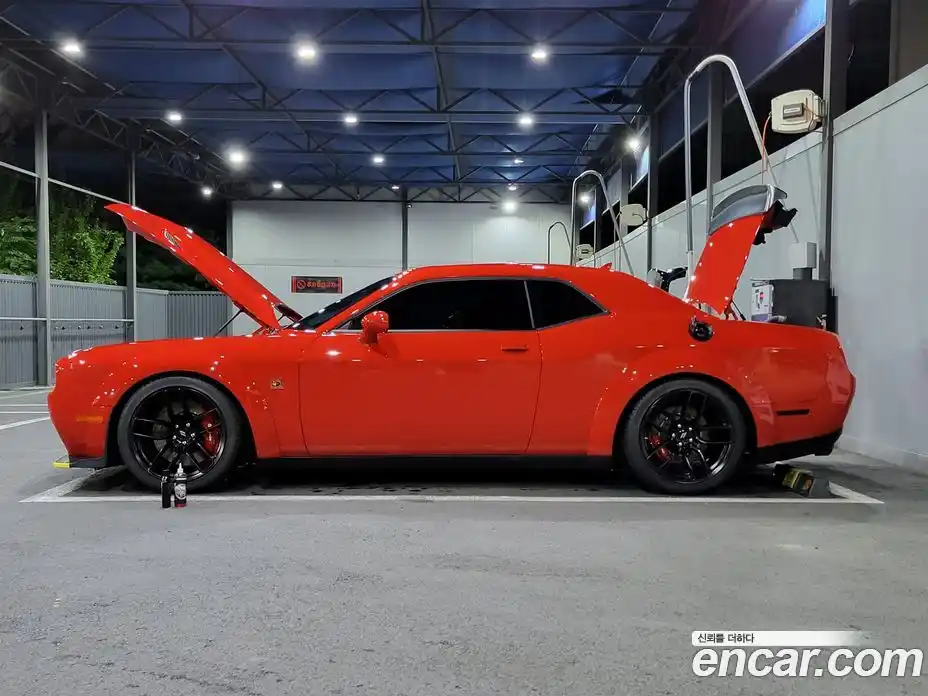 Dodge Challenger 2020 6.4 Автомат в Москве № 393007, фото 13