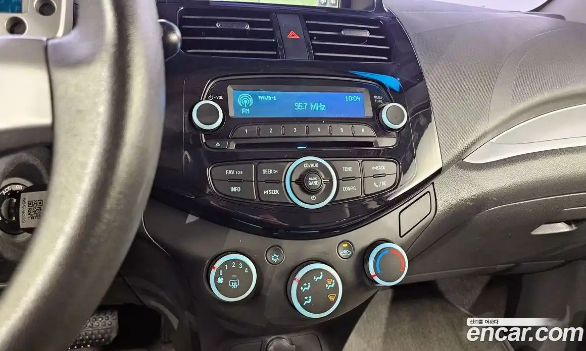 Chevrolet Spark 2013 1.0 Автомат в Москве № 40354, фото 12