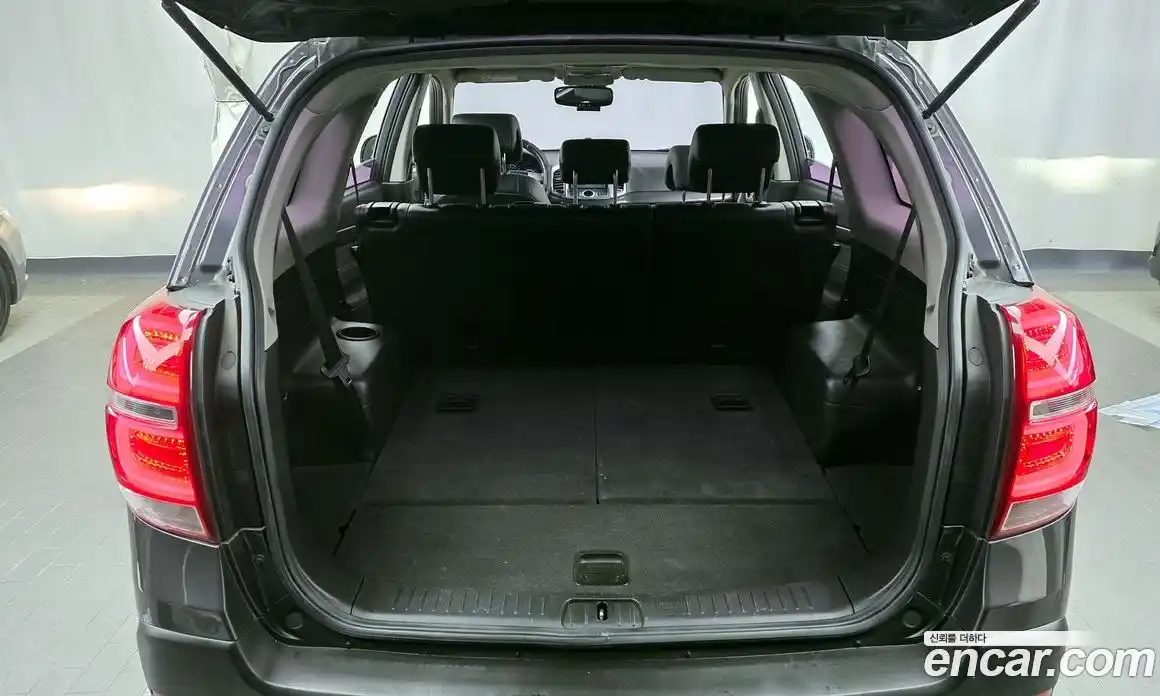 Chevrolet Captiva 2014 2.0 Автомат в Москве № 40591, фото 17