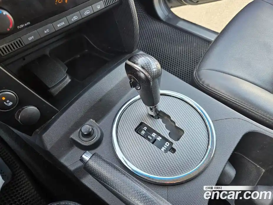 SsangYong Korando 2015 2.0 Автомат в Москве № 410132, фото 13