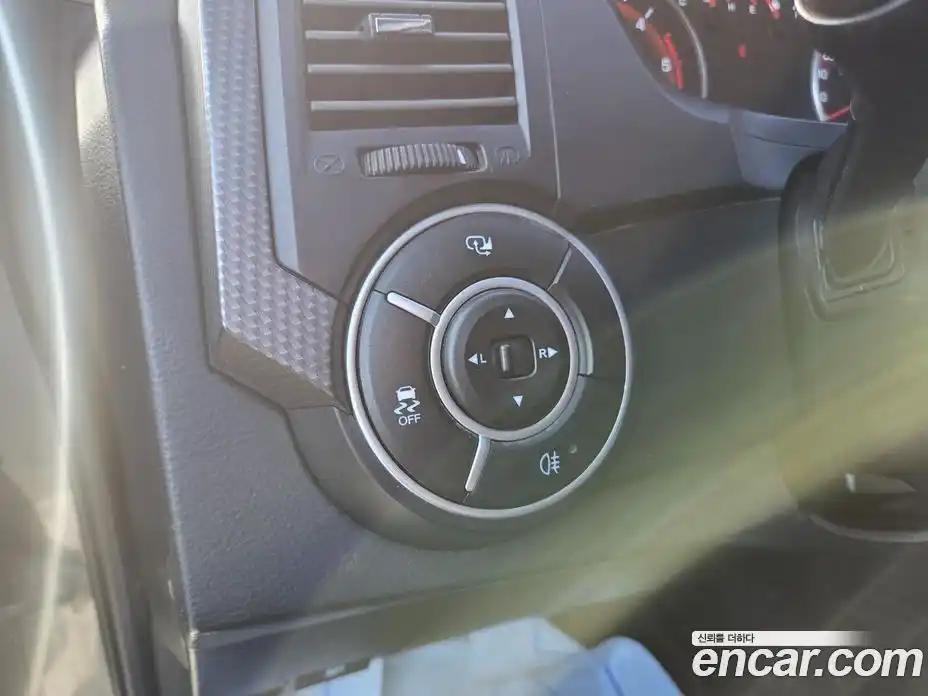 SsangYong Korando 2015 2.0 Автомат в Москве № 410132, фото 18