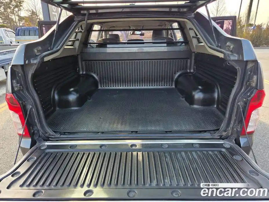 SsangYong Korando 2015 2.0 Автомат в Москве № 410132, фото 19