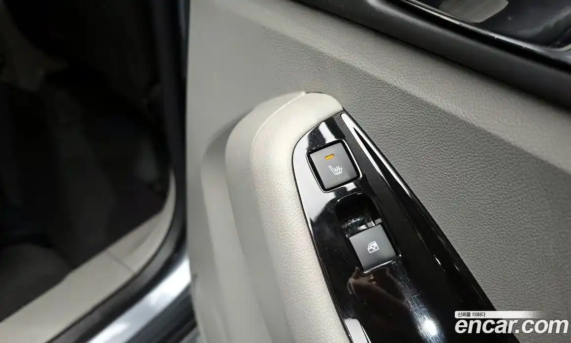 Chevrolet Orlando 2015 2.0 Автомат в Москве № 41309, фото 8