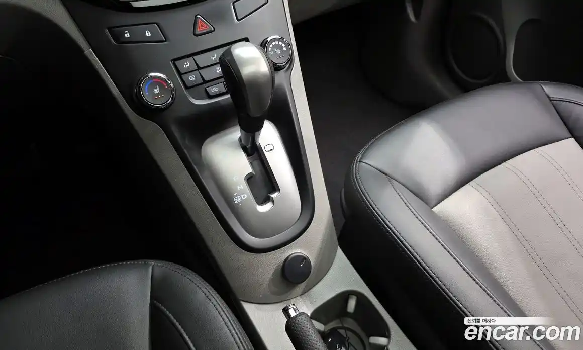 Chevrolet Orlando 2015 2.0 Автомат в Москве № 41309, фото 9