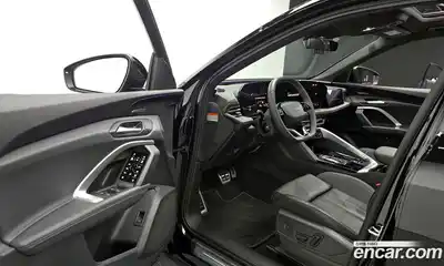 Audi Q5 2025 2.0 Автомат в Москве № 413853, миниатюра 11