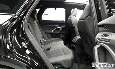 Audi Q5 2025 2.0 Автомат в Москве № 413853, миниатюра 12