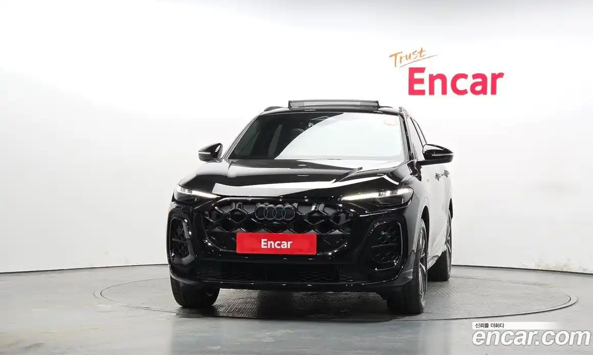 Audi Q5 2025 2.0 Автомат в Москве № 413853, фото 3