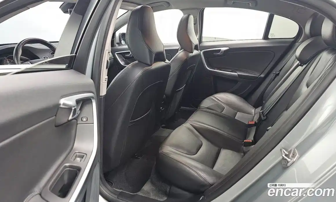 Volvo S60 2016 2.0 Автомат в Москве № 415218, фото 12