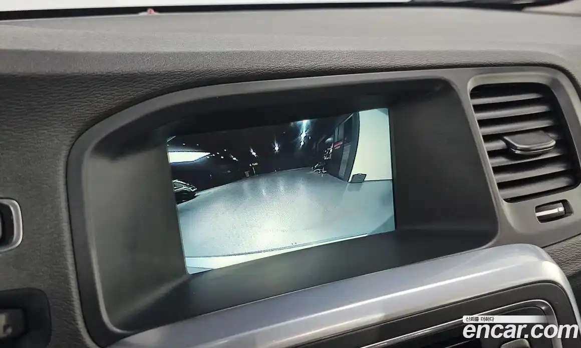 Volvo S60 2016 2.0 Автомат в Москве № 415218, фото 15