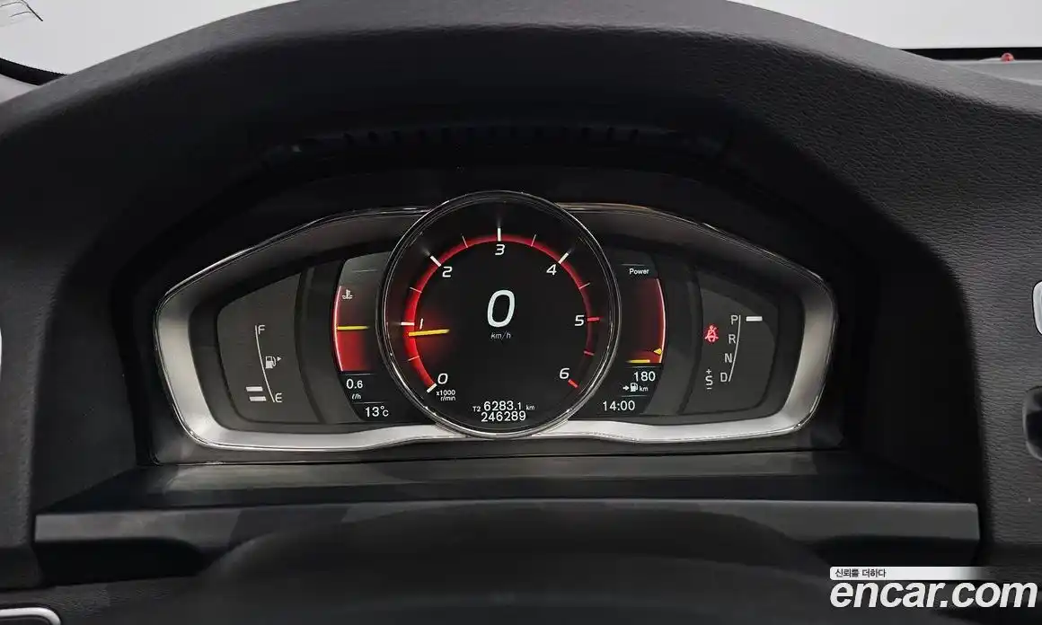 Volvo S60 2016 2.0 Автомат в Москве № 415218, фото 8