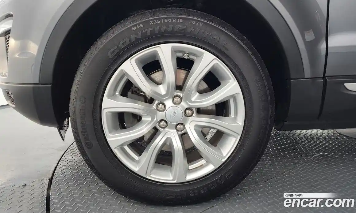 Land Rover Range-Rover Evoque 2016 2.0 Автомат в Москве № 416241, фото 5