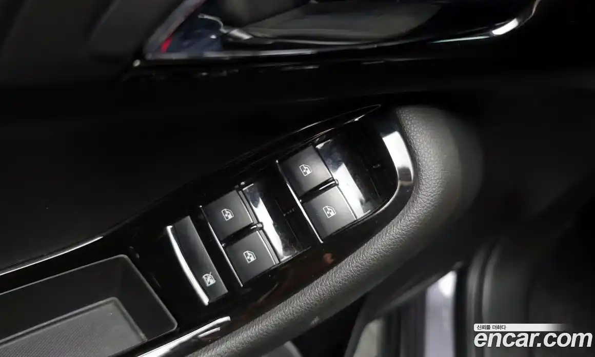 Chevrolet Orlando 2014 2.0 Автомат в Москве № 41953, фото 16