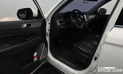 SsangYong Rexton 2018 2.2 Автомат в Москве № 420863, миниатюра 10
