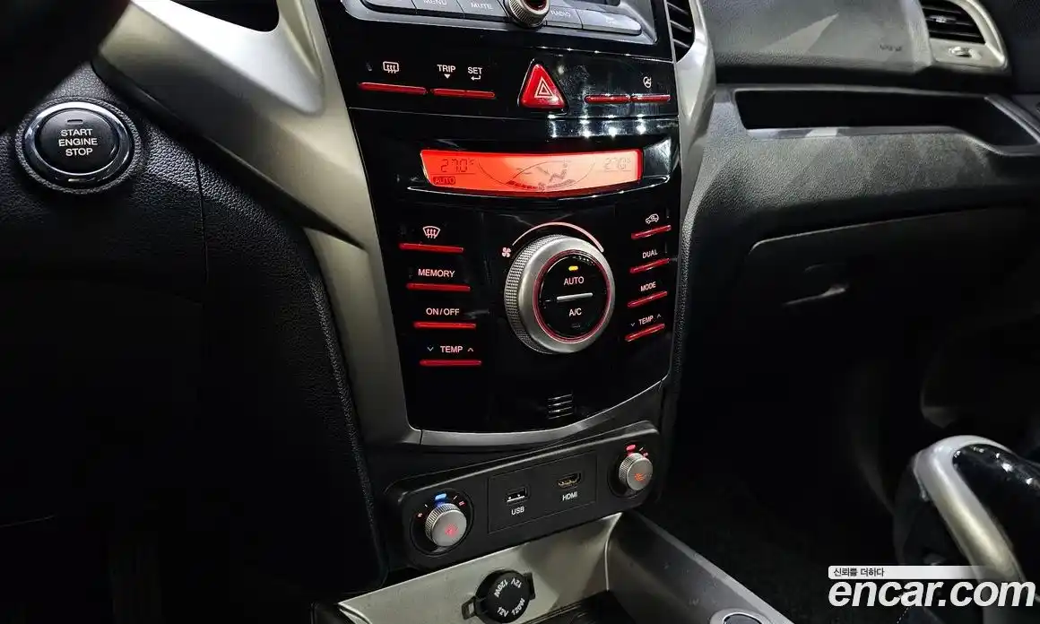 SsangYong TIBOLI 2015 1.6 Автомат в Москве № 421191, фото 15