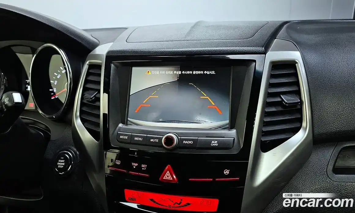 SsangYong TIBOLI 2015 1.6 Автомат в Москве № 421191, фото 16