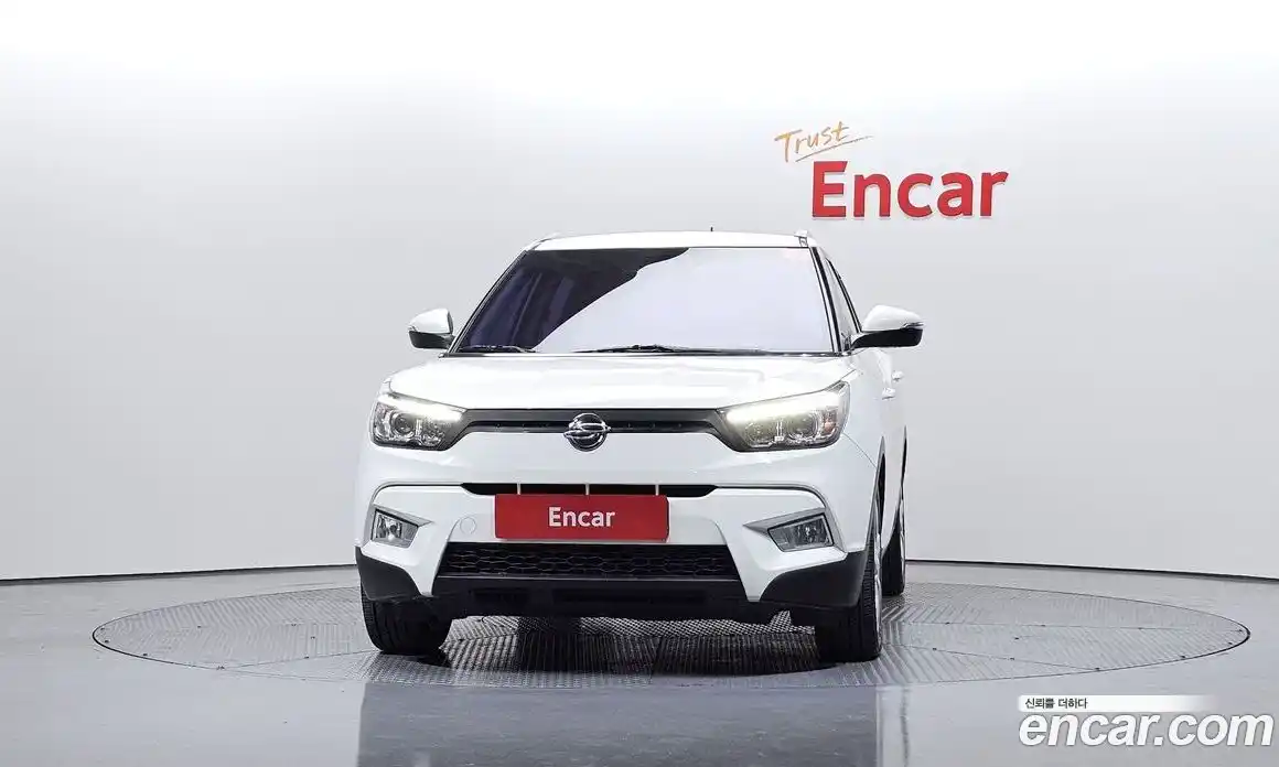 SsangYong TIBOLI 2015 1.6 Автомат в Москве № 421191, фото 3